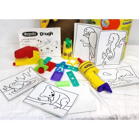 Large Play-Doh Canister 50+ Pcs Crayola Dough Doodler Cutters Molds cans - Picture 12 of 16